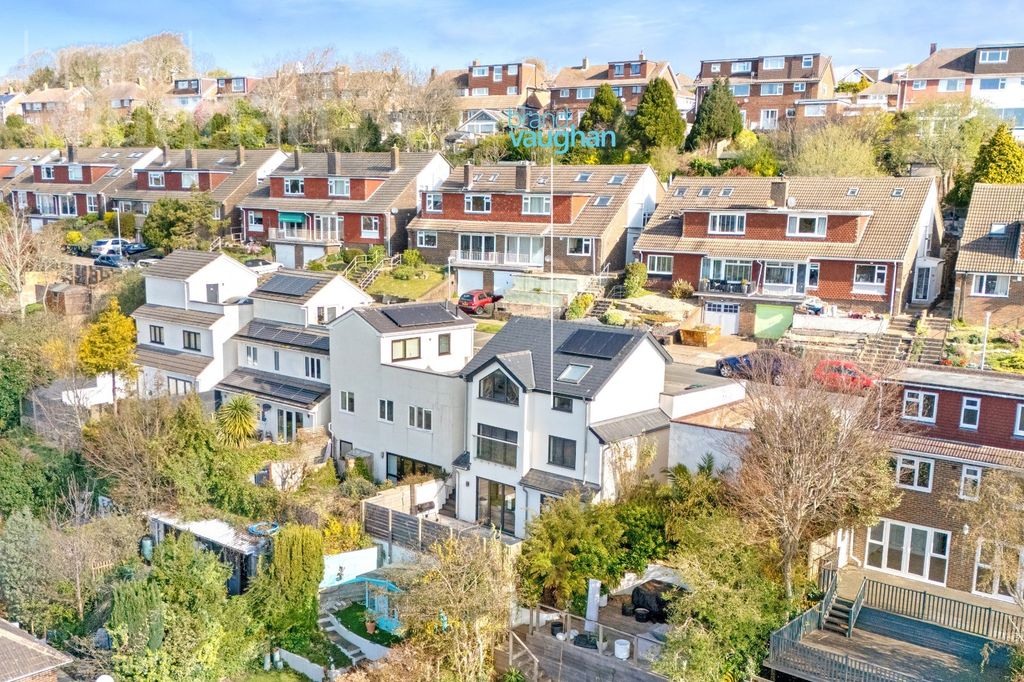 Property photo 1 of 29 Picture No. 62