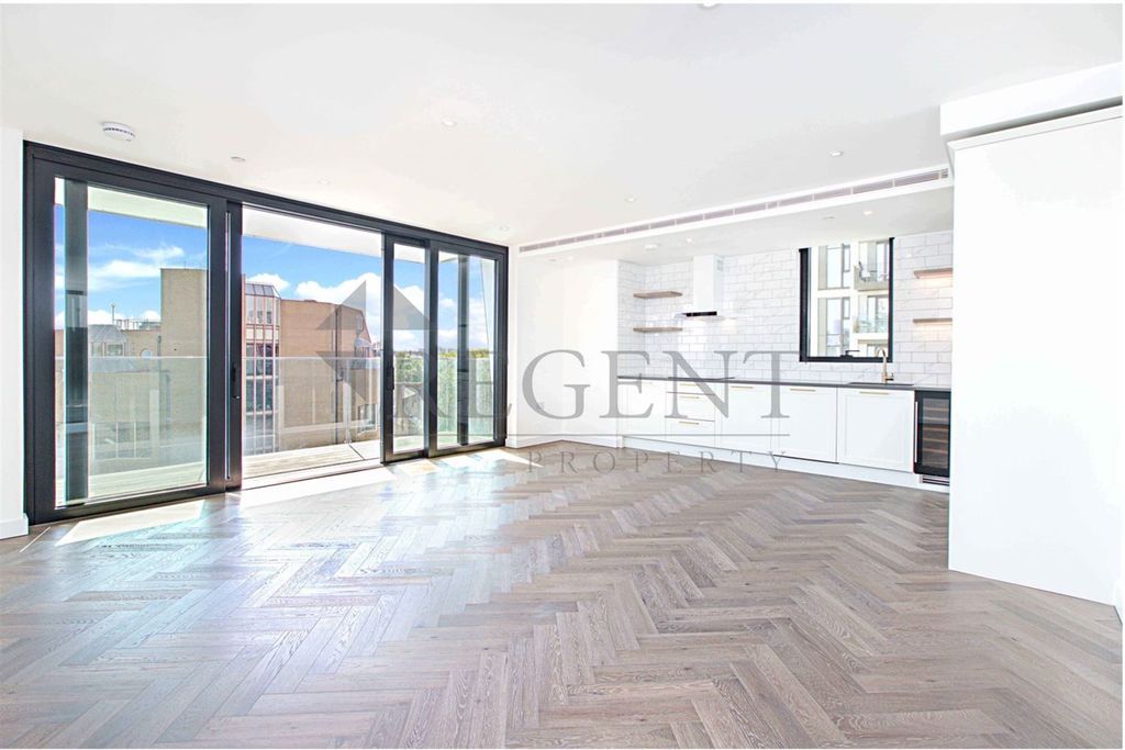 Property photo 1 of 10 Open Plan