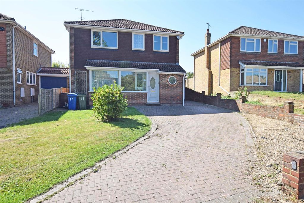 Property photo 1 of 27 11 Wickham.Jpg