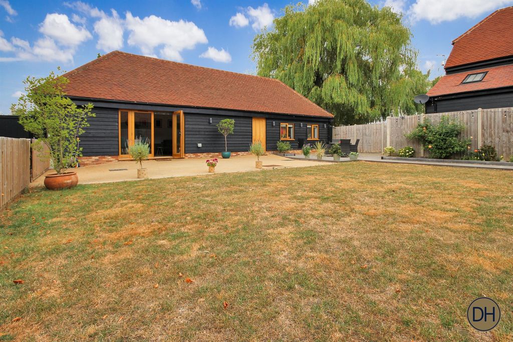 Property photo 2 of 21 Bluebell Lodge