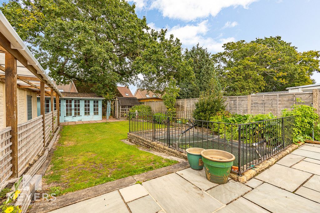 Property photo 3 of 15