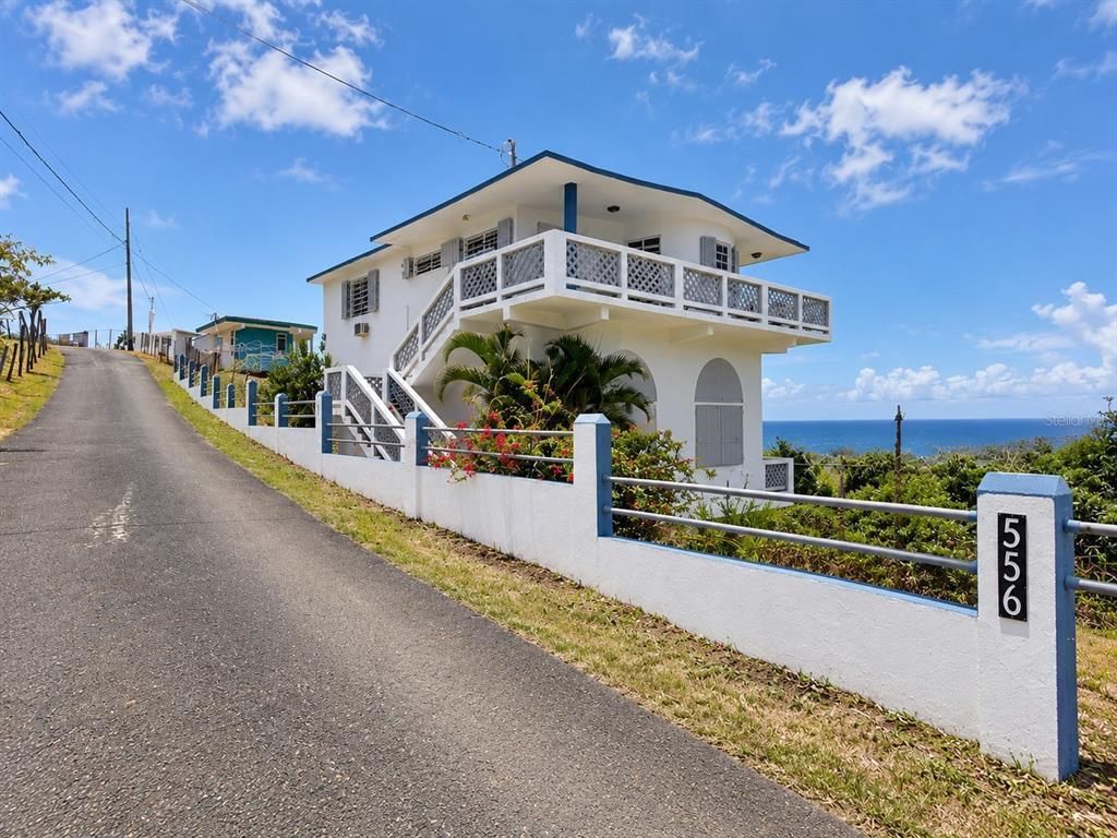 Property photo 1 of 30