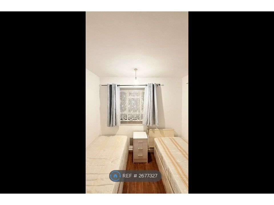 Property photo 3 of 4