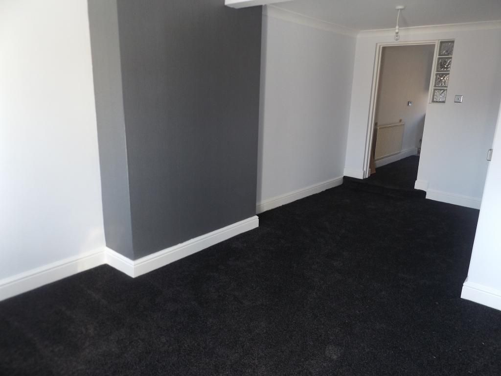 Property photo 2 of 12 Photo 2