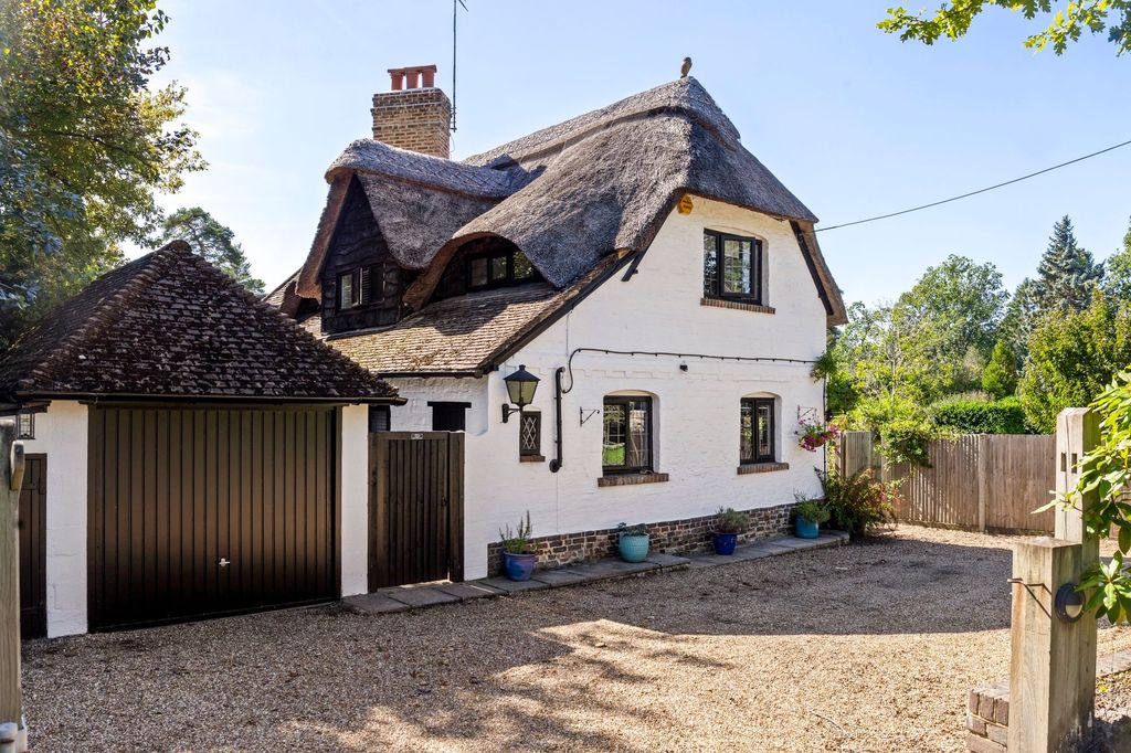 Property photo 1 of 29