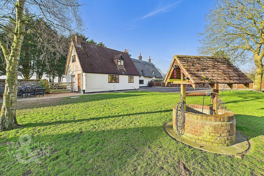 Property photo 1 of 34
