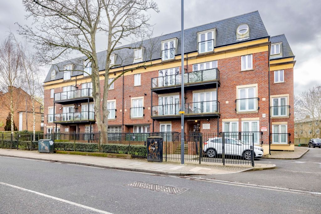 Property photo 1 of 11 1