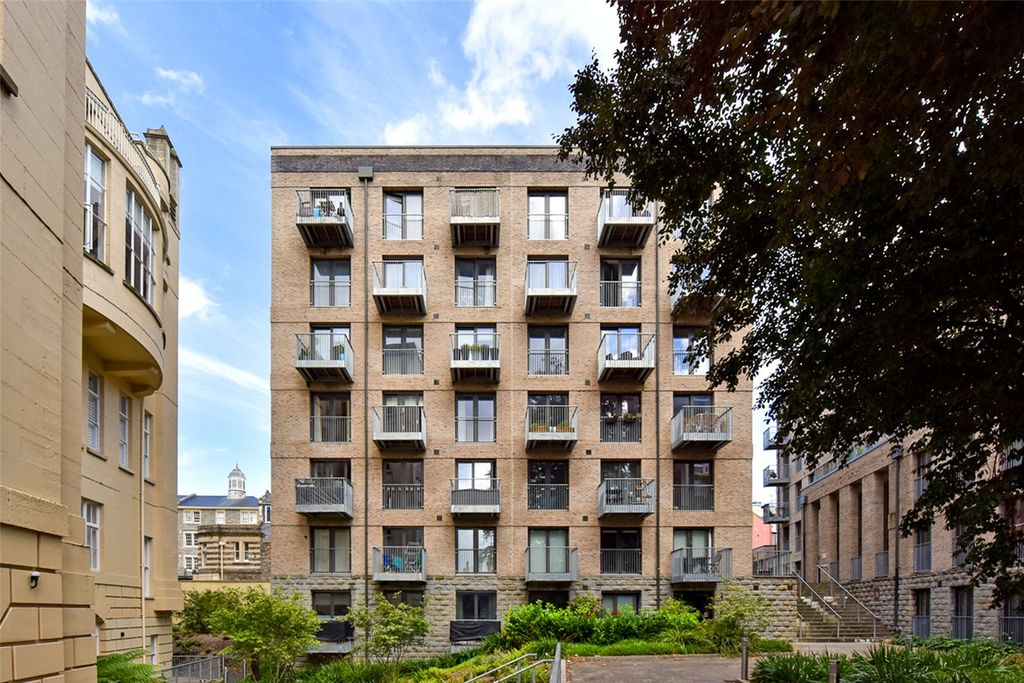 Property photo 1 of 9 Picture No. 13