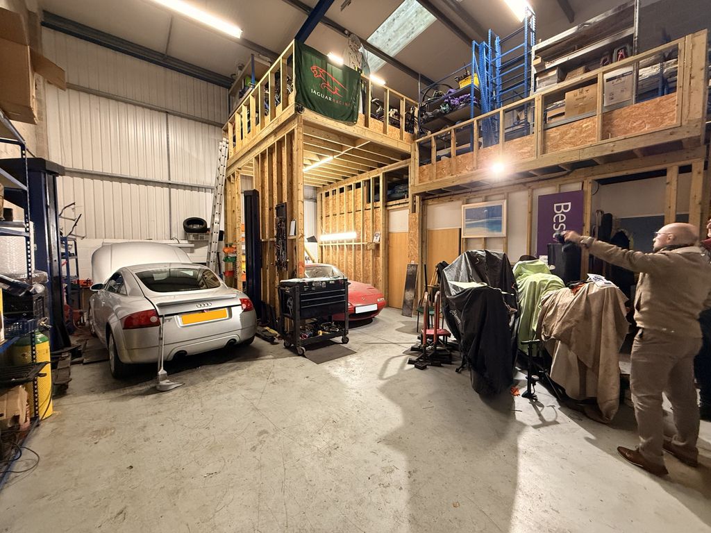 Property photo 3 of 3