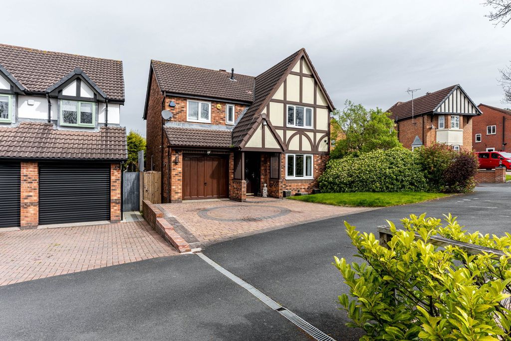 Property photo 1 of 29