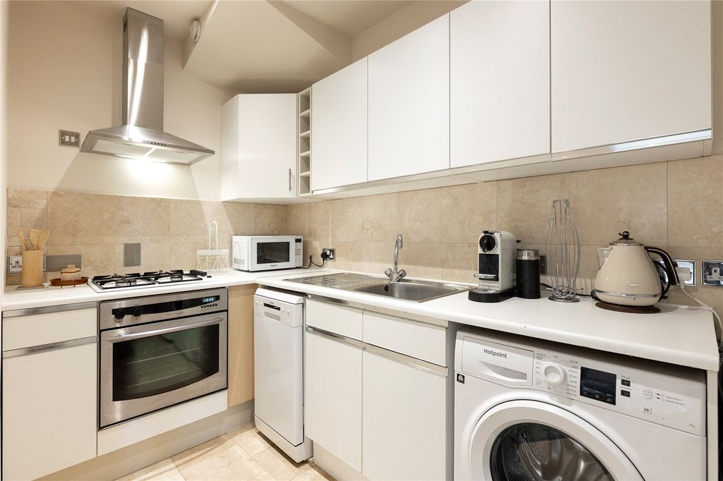Property photo 3 of 10 Picture No. 03