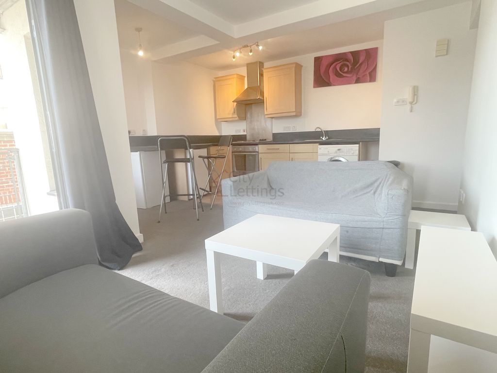 Property photo 2 of 10