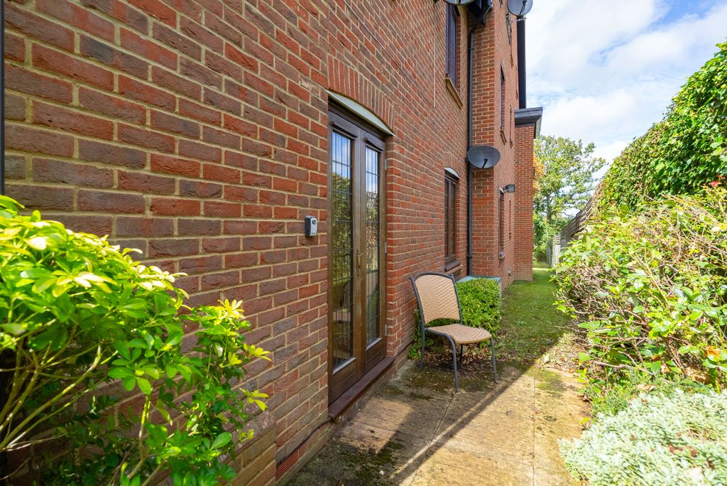 Property photo 3 of 11 Dsc09465