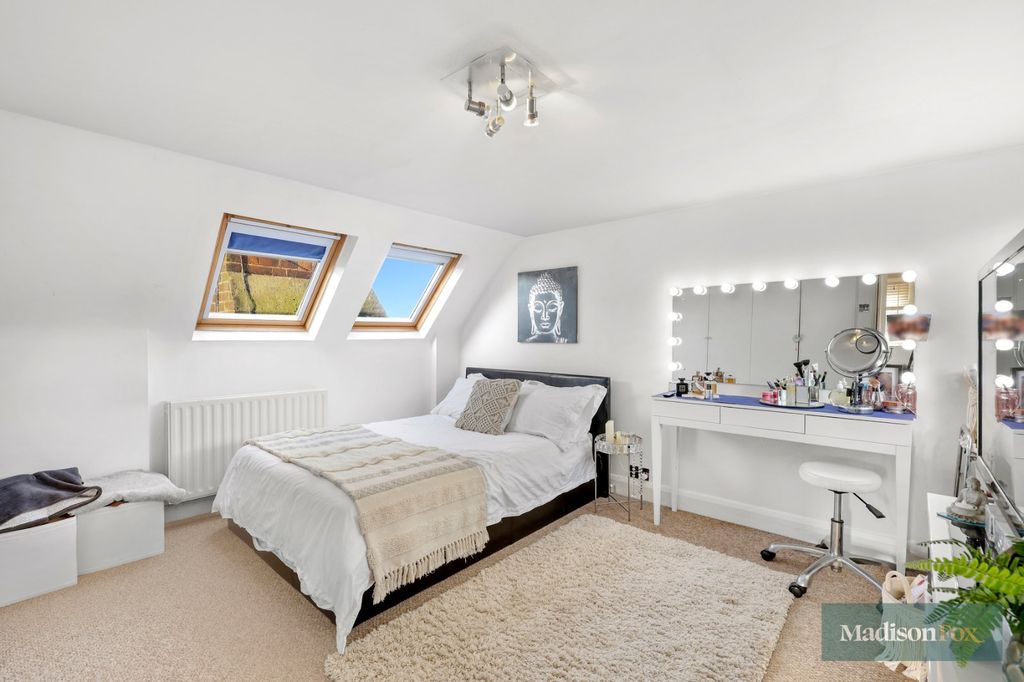 Property photo 2 of 27 Picture No. 02