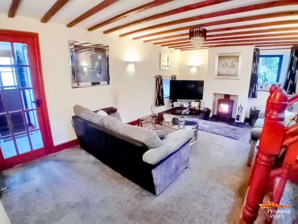 Property photo 3 of 25