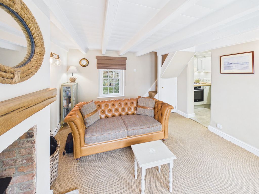 Property photo 3 of 19