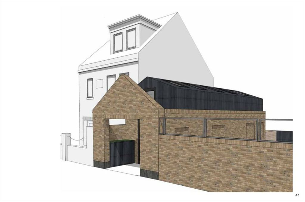 Property photo 3 of 3