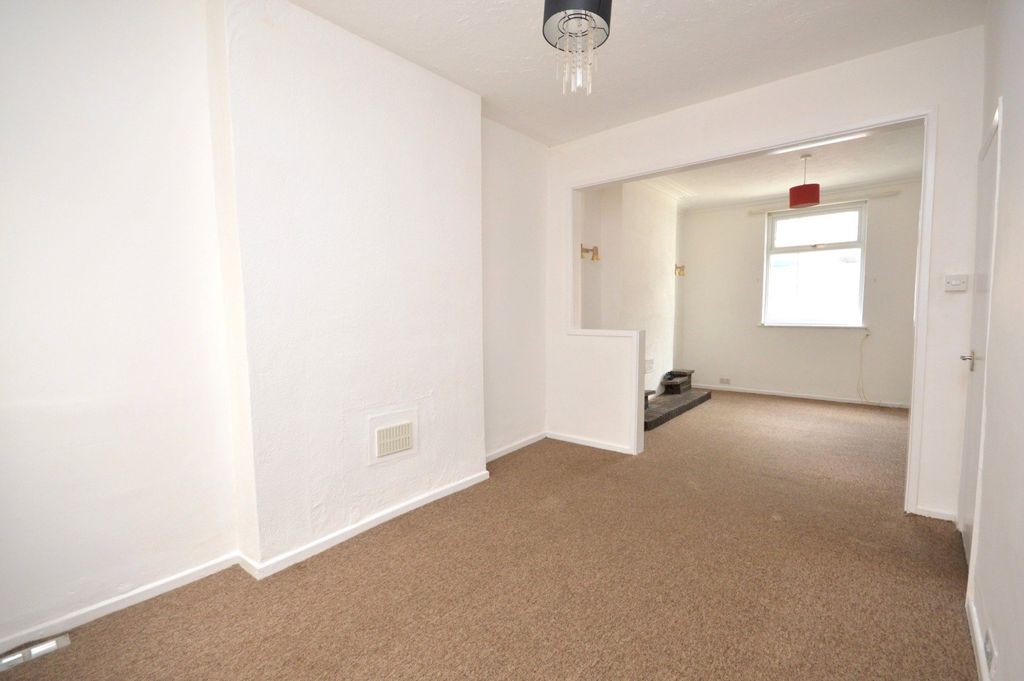 Property photo 3 of 14 3 - Dining Room