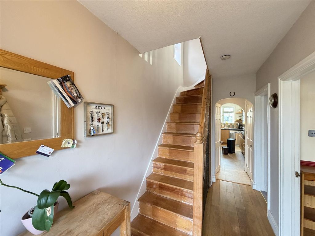 Property photo 3 of 17 Img_4049.Jpg