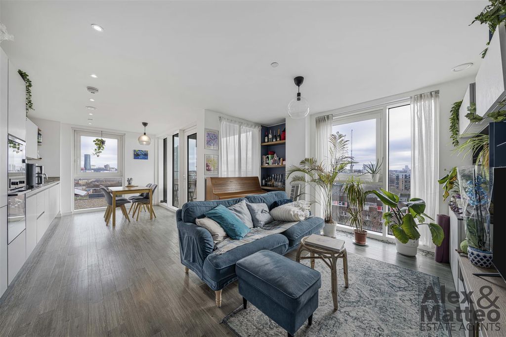 Property photo 1 of 12 Malmo Tower