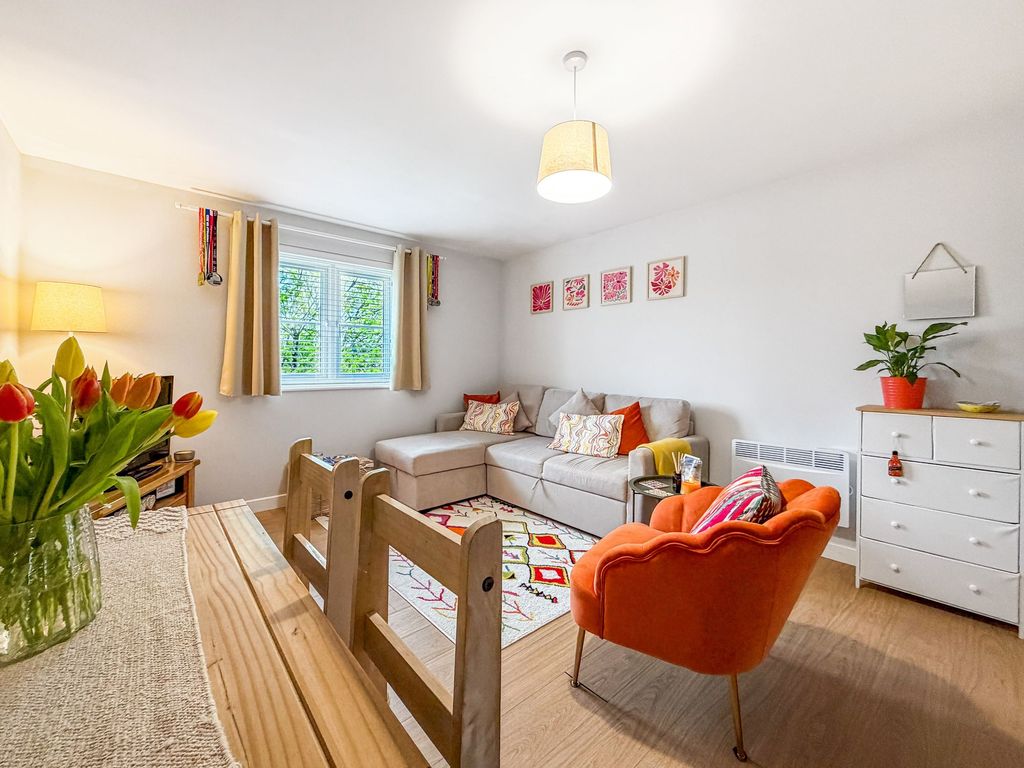 Property photo 2 of 23