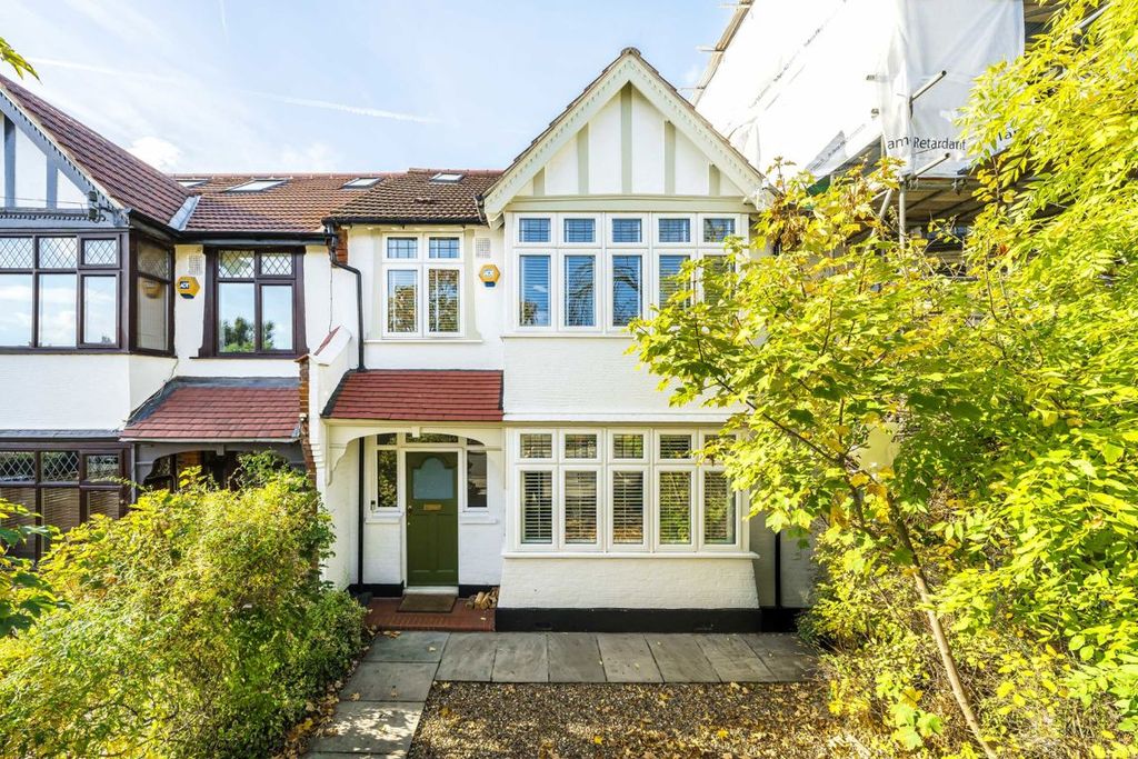 Property photo 1 of 8