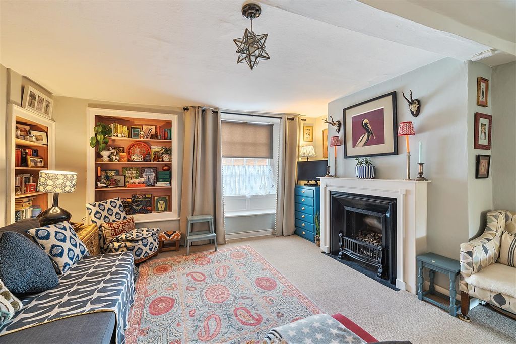 Property photo 2 of 13 Sitting Room