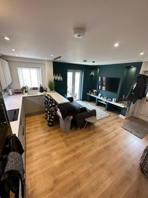 Property photo 3 of 5 60A18De0-F92F-457c-Bd50-39B60E4B45c5.Jpg