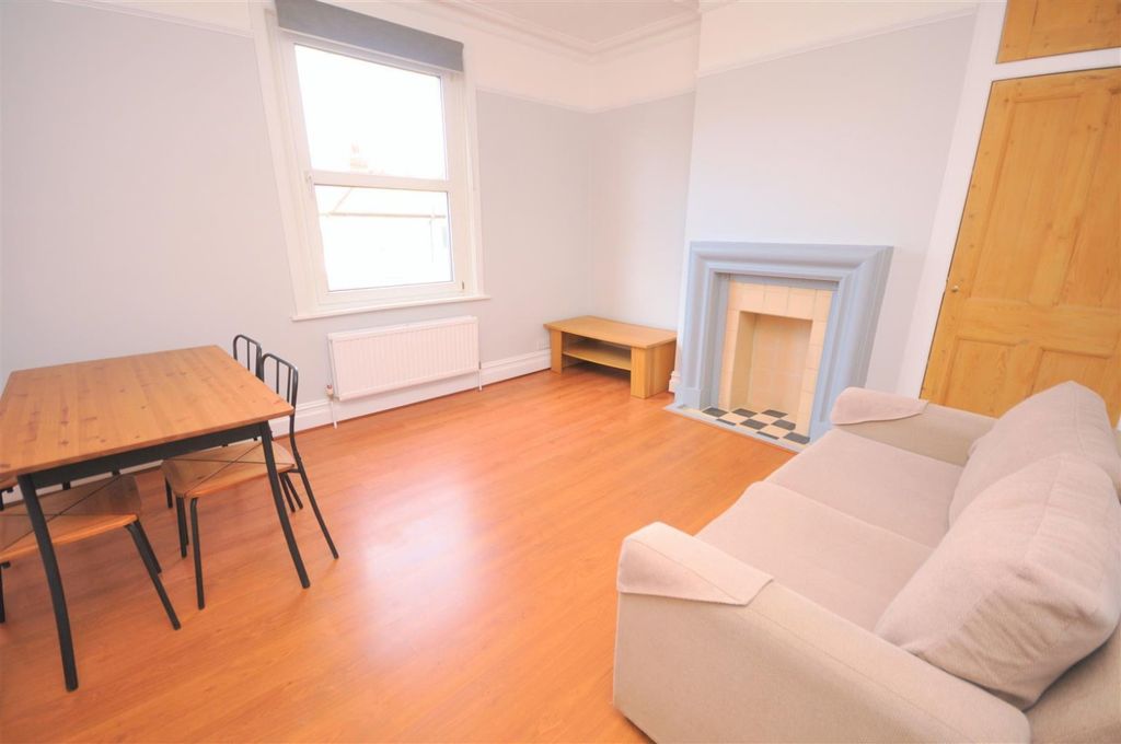 Property photo 1 of 5 Picture No. 03