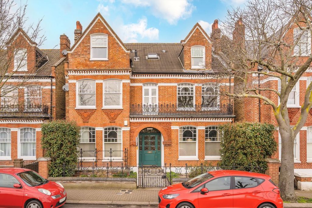 Property photo 1 of 5