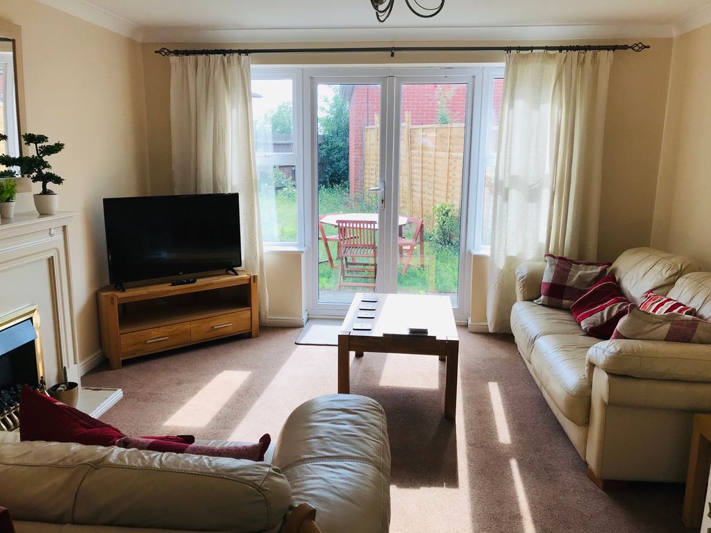 Property photo 2 of 8 Living Room