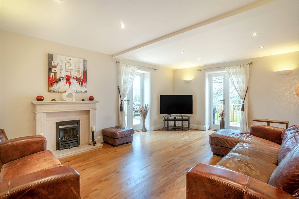 Property photo 3 of 53 Picture No. 86