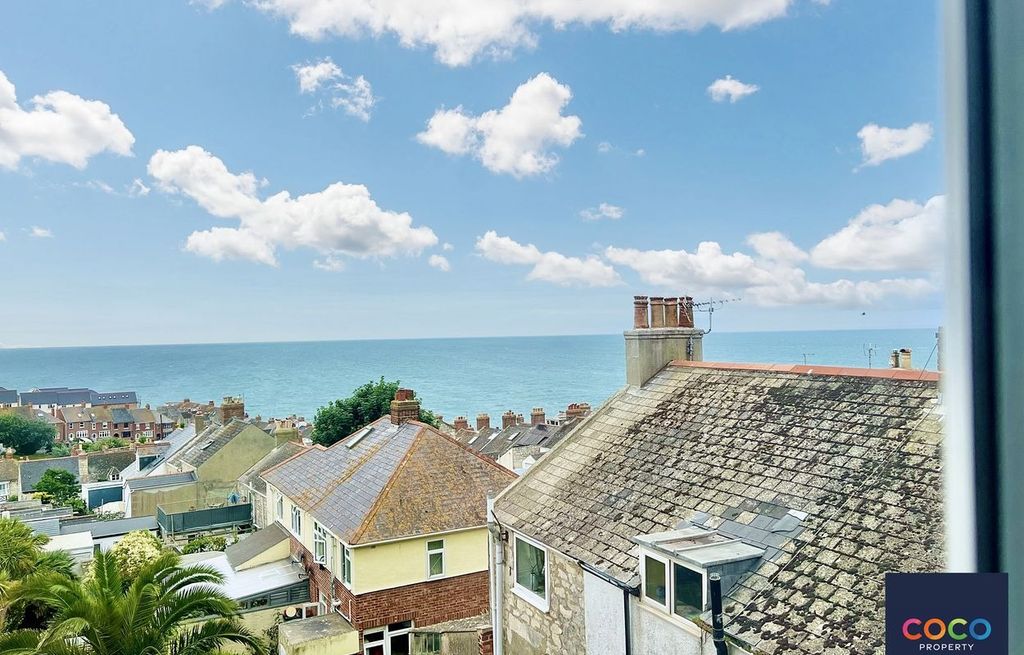 Property photo 1 of 8 4863800
