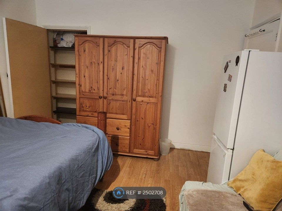 Property photo 1 of 19 Room 1