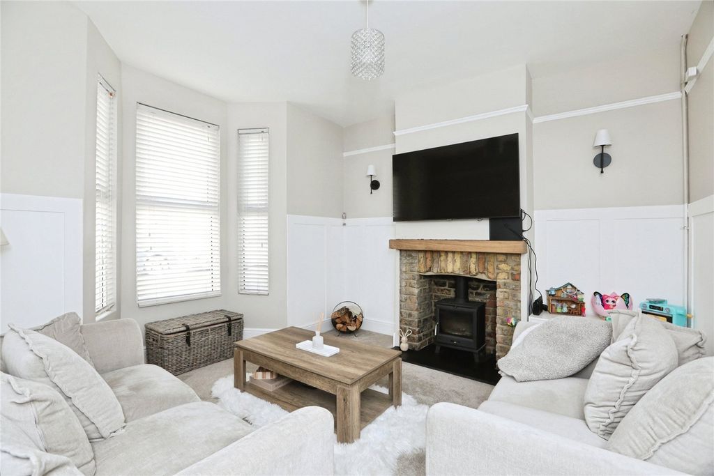 Property photo 2 of 15 Picture No. 02