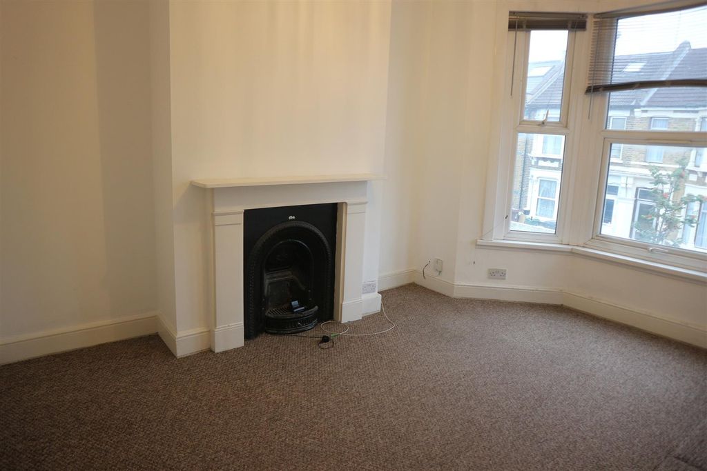 Property photo 3 of 10 Img_0680.Jpg