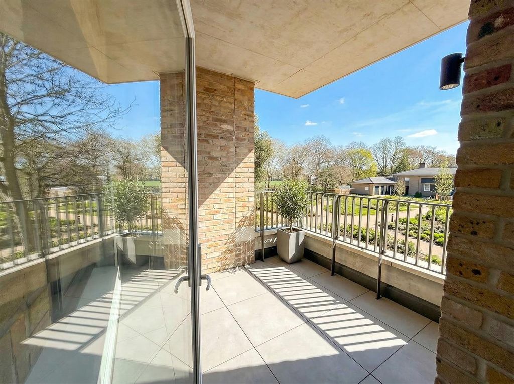 Property photo 2 of 9 1.Png