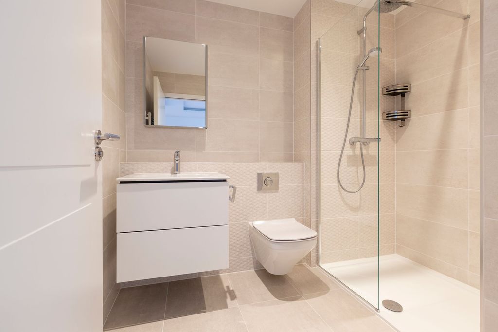 Additional image 19 of 2 bed flat for sale2 Elizabeth House - The Waves, Grouville JE3