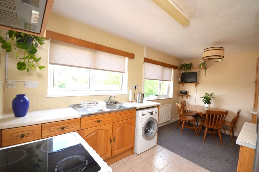 Property photo 3 of 12 Kitchen/Diner