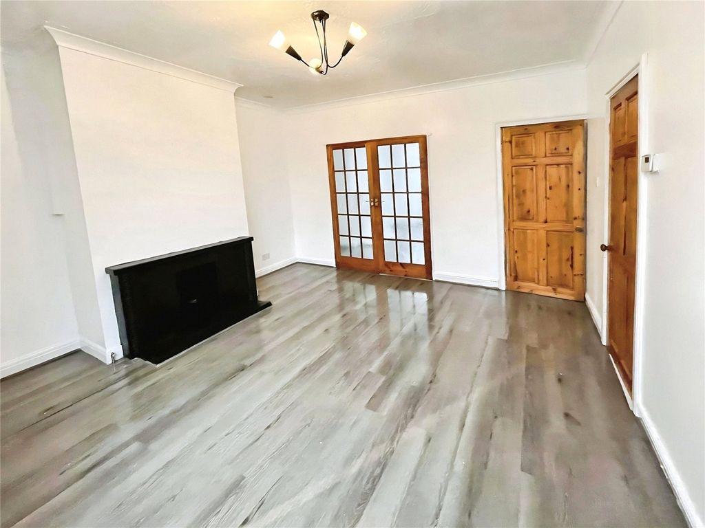 Property photo 2 of 12 Dining Room