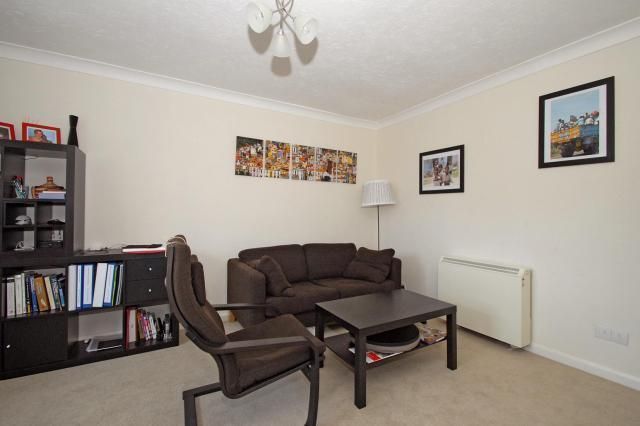 Property photo 3 of 7 Reception