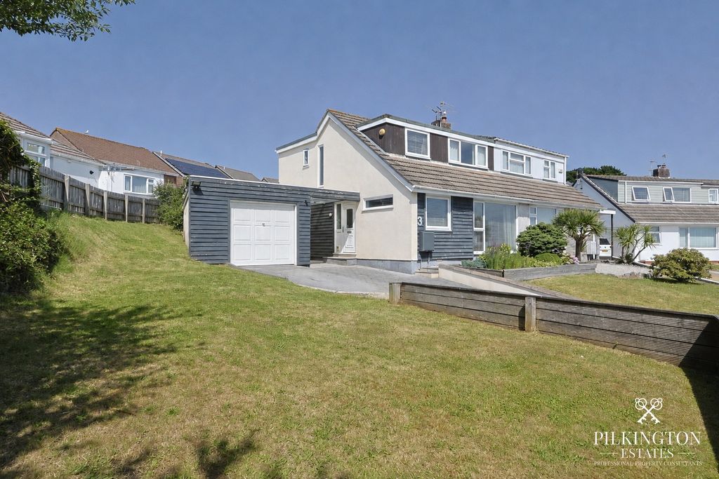 Property photo 1 of 19 5257051