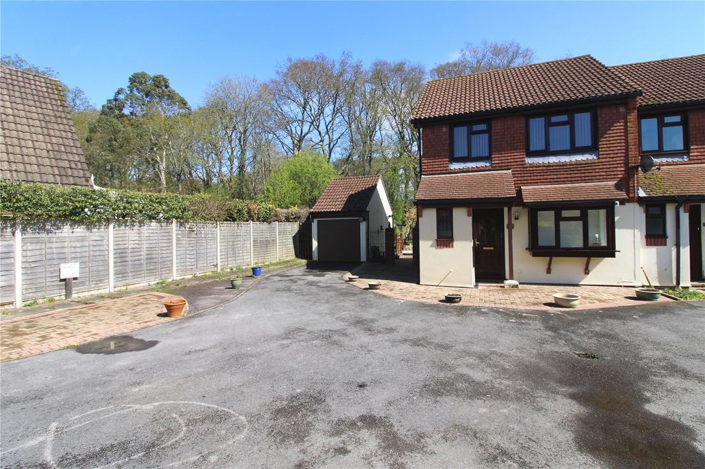 Property photo 1 of 19 Picture No. 21