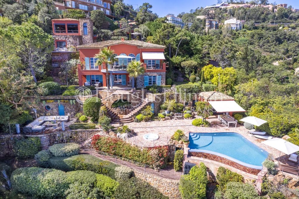 Property photo 2 of 24