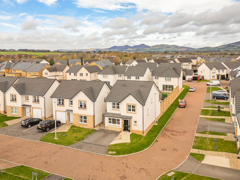 Property photo 2 of 27 Property Image 2