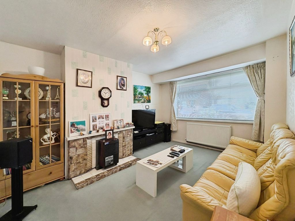 Property photo 3 of 14 Photo 13