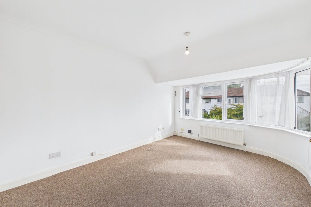 Property photo 2 of 6 Picture No. 02