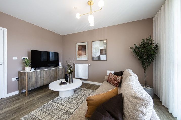 Property photo 2 of 14 Vb5442447 Www.Andrewhendry.Com156 716x515