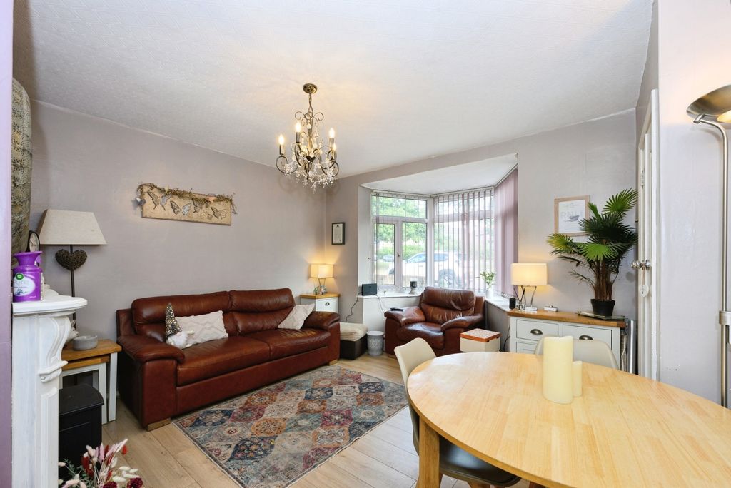 Property photo 2 of 14 Pbox-Img.Jpg