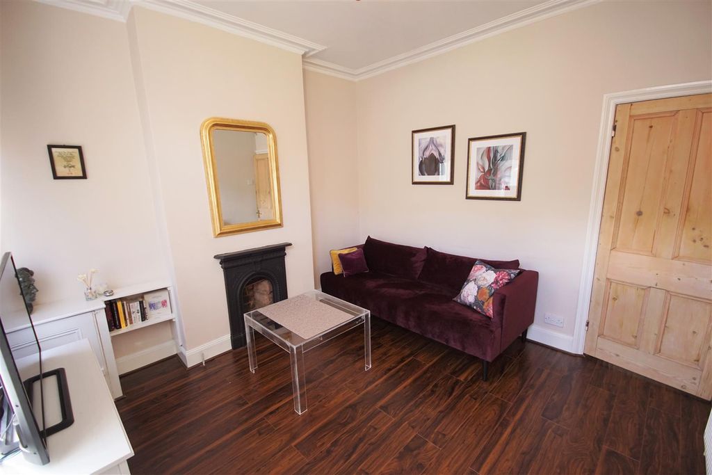 Property photo 2 of 16 Dsc09211-(2).Jpg